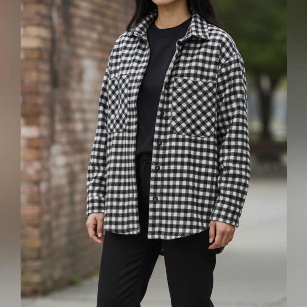 Active USA black white check plaid shacket, button front size small